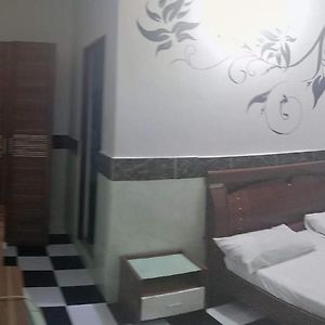 Uitgebreide Kamer met een King Size Bed